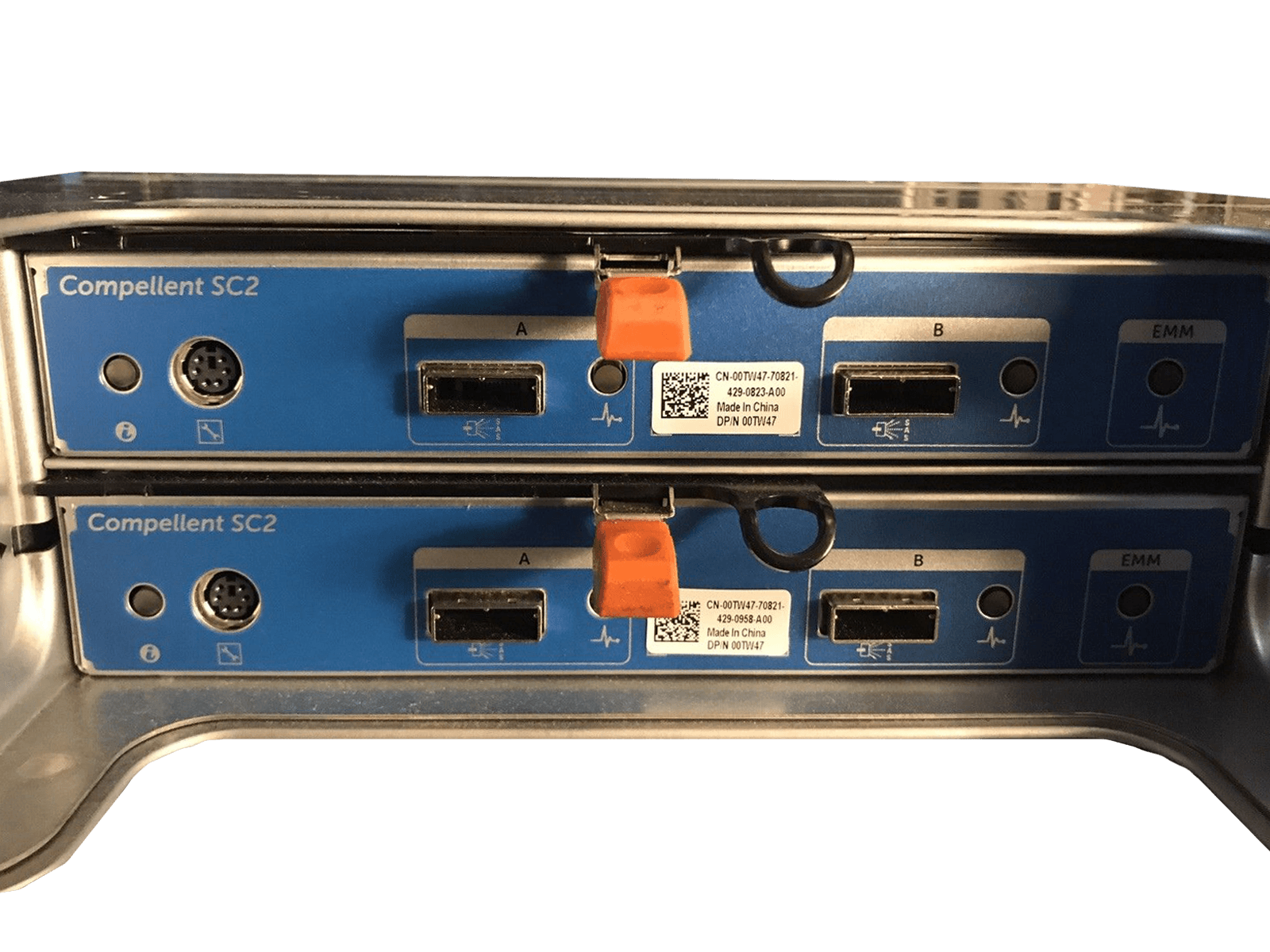 Dell FreeNAS SC220 24 bay SFF 24x 1TB SAS 7.2K Bezel Rails 2x EMM 2x 700W PSU 24x.