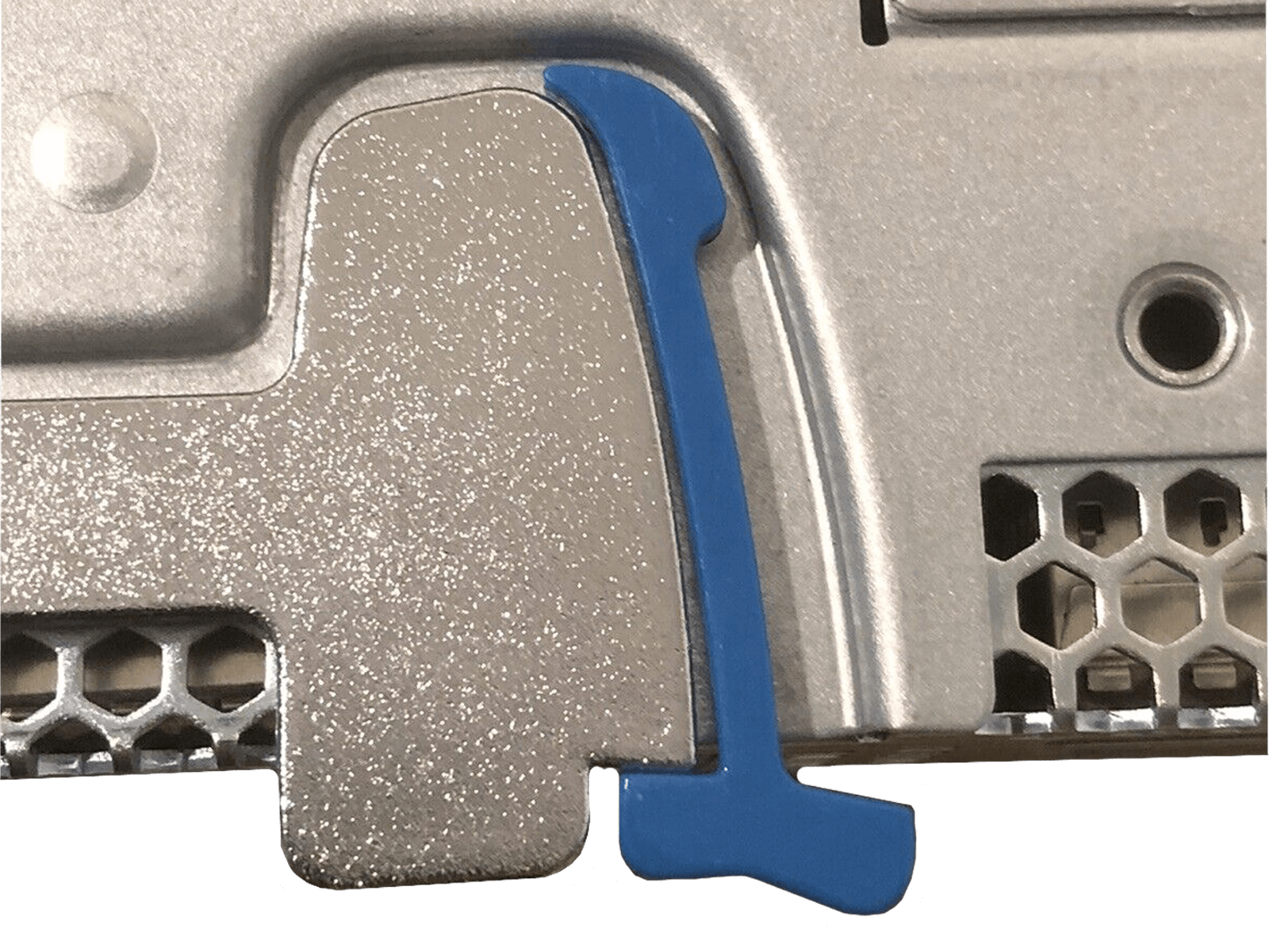 HP JH183A FlexFabric 8-Port QSFP+ Module For 2- and 4-Slot Switches 5930 5940 59x0 40GE.