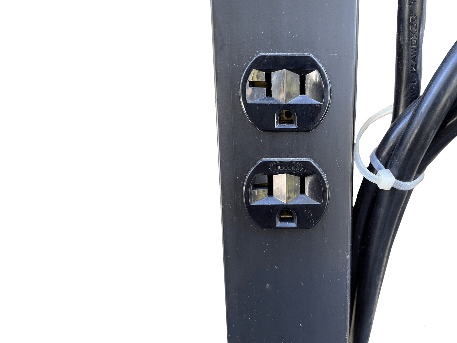 APW Write Line GSPS007 PDU Power Strip 20A 12x 5-20R outlets 120V L5-20P 15 feet.