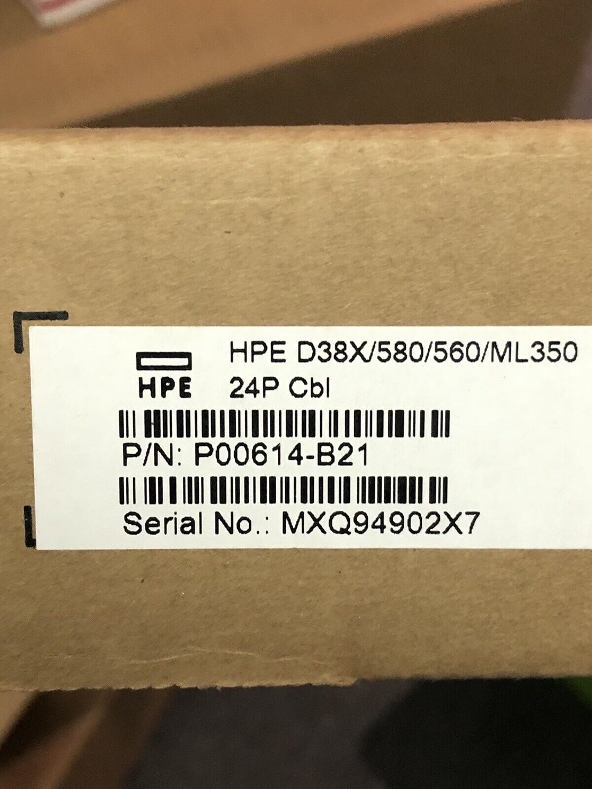 HPE P00614-B21 DL38X/560/580/ML350 Gen10 P824i-p Cable Kit Storage G10 ProLiant Server SAS.