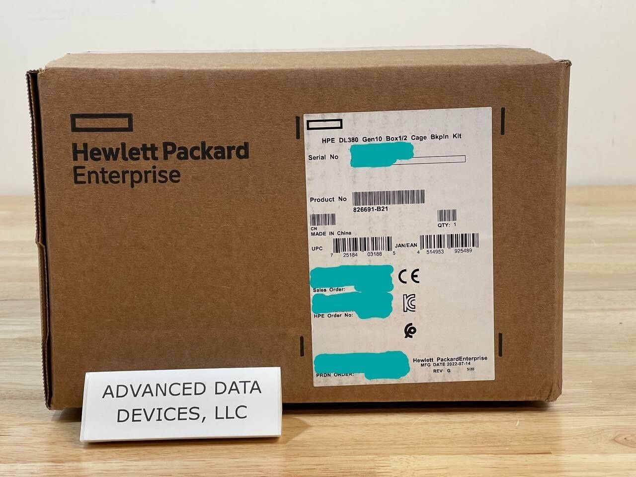 HPE 826691-B21 DL38x Gen10 Box1/2 Cage Backplane Kit SC 826691-B21 Cage+Backplane+Power+SAS.