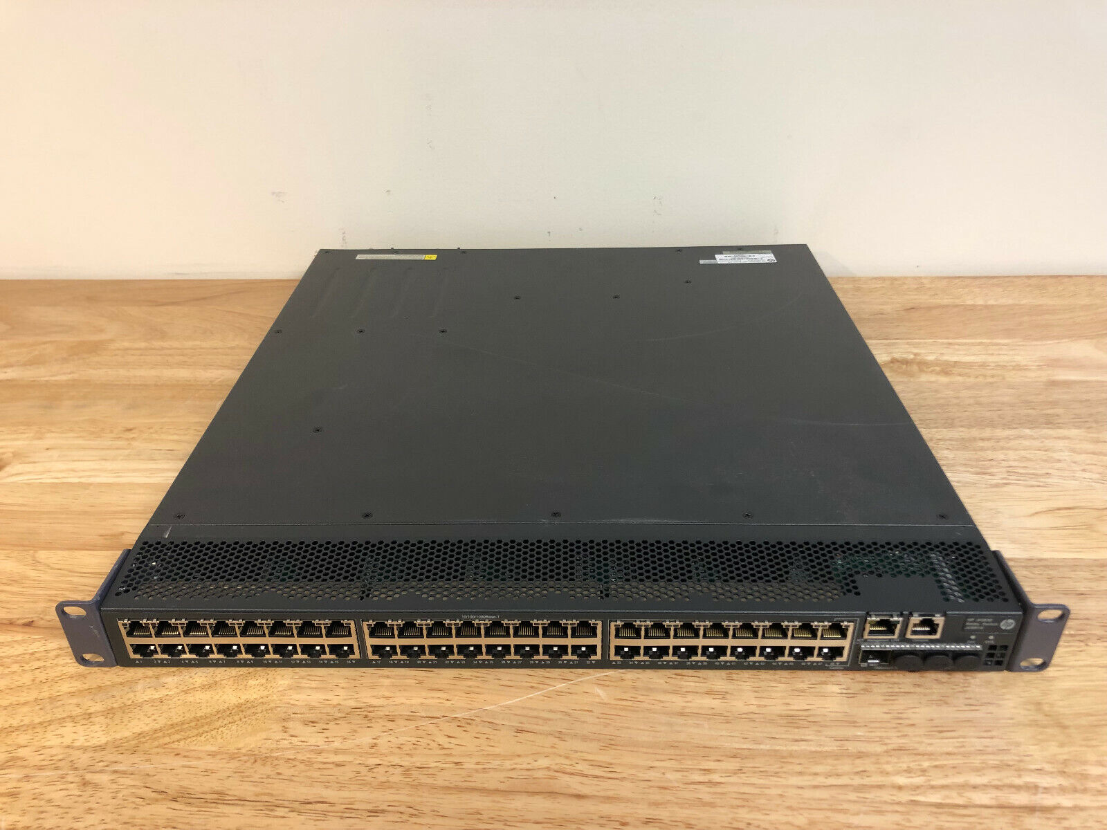 HP JC691A A5830 Series A5830AF Ethernet Switch 48x RJ-45 2x SFP+ Ports 2x PSUs.