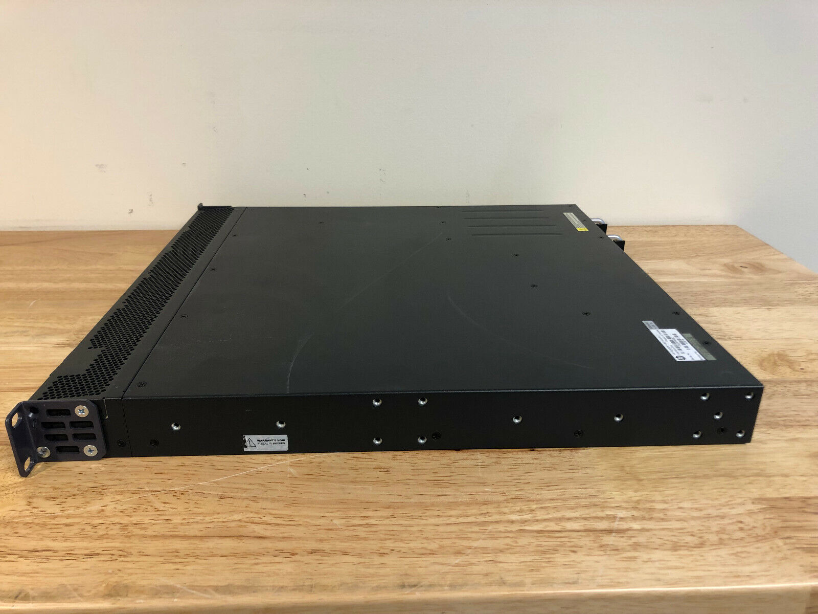 HP JC691A A5830 Series A5830AF Ethernet Switch 48x RJ-45 2x SFP+ Ports 2x PSUs.