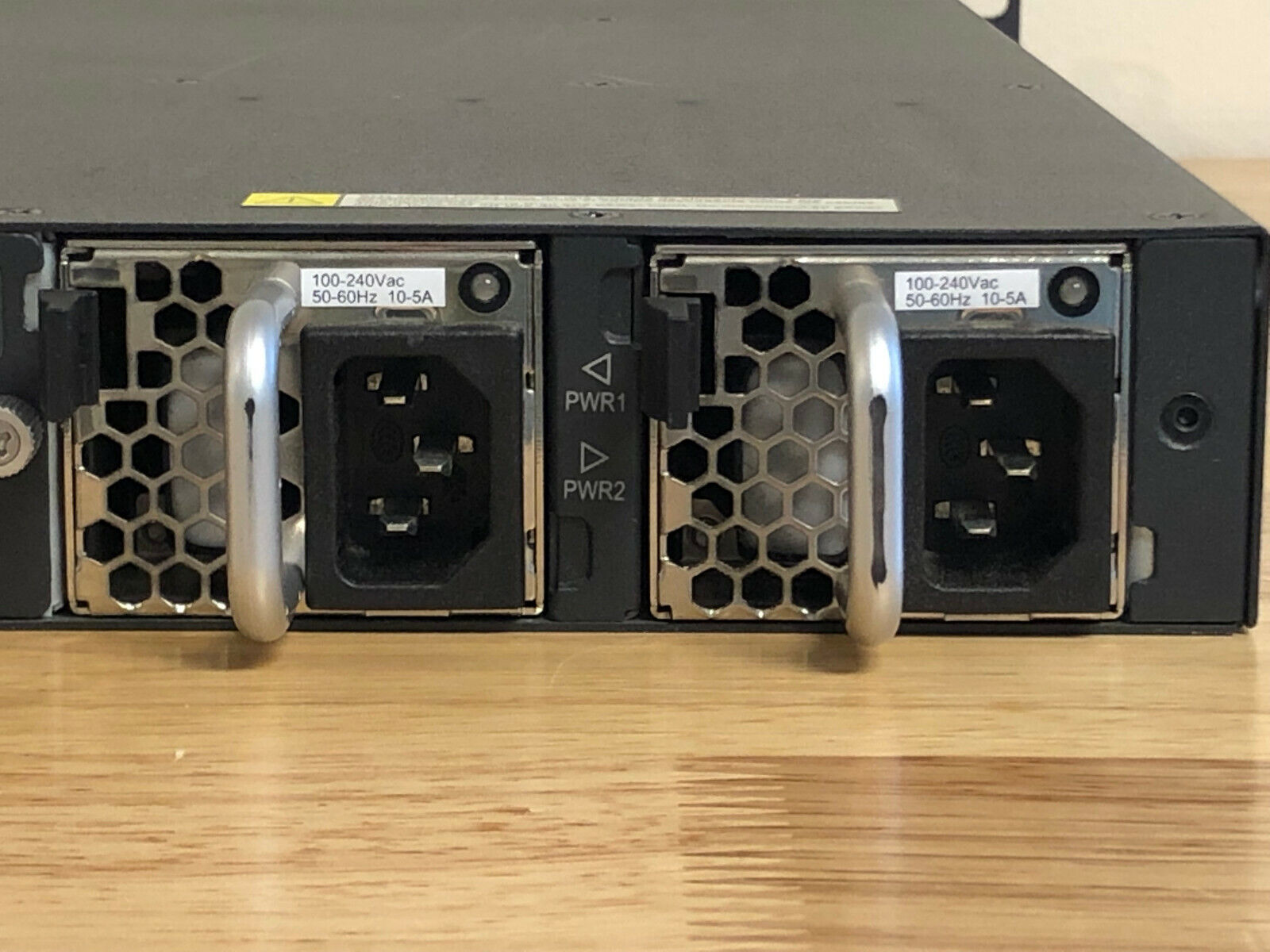 HP JC691A A5830 Series A5830AF Ethernet Switch 48x RJ-45 2x SFP+ Ports 2x PSUs.