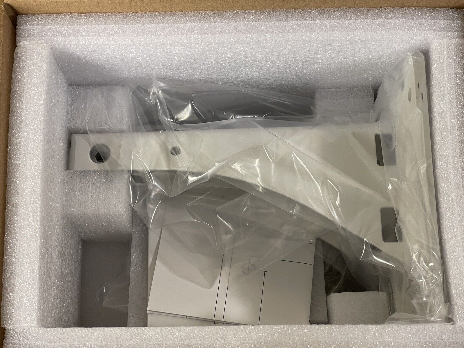 HPE JW053A Aruba AP-270-MNT-V2 Mounting Kit Outdoor Pole/Wall Long Mount.