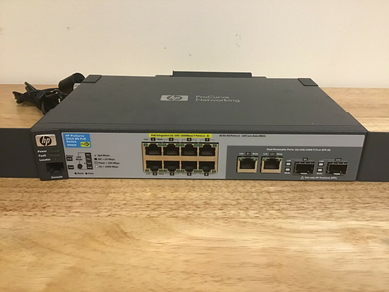 HP J9562A ProCurve 2915-8G-PoE Switch 67W Gigabit PoE 12x RJ45 2x SFP AC Adapter.