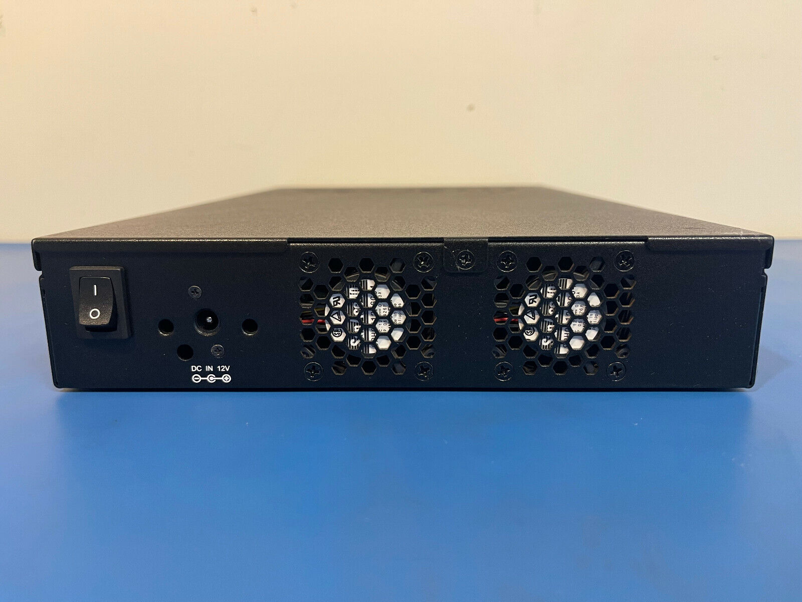 Riverbed Steelhead CX 770 WAN Optimization Appliance H Spec License AC PSU