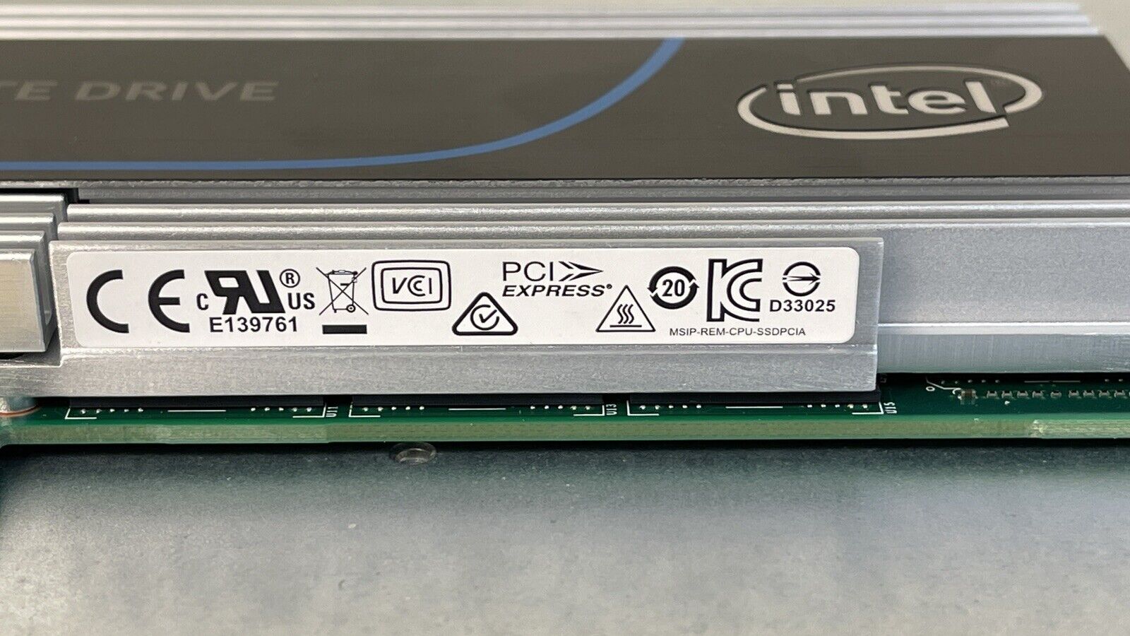 HPE Intel DC P3700 800GB NVMe Accelerator HHHL AIC 10 DWPD 14.6 PBW 100% 137 POH.