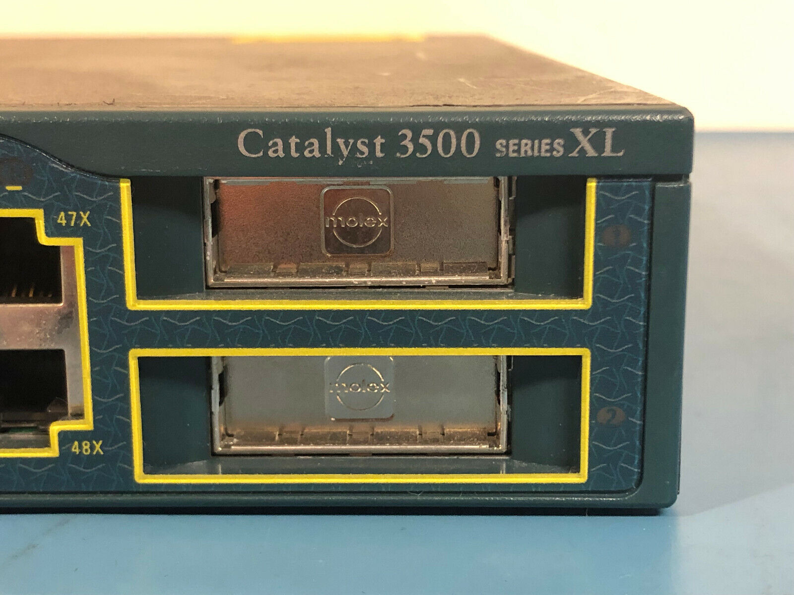 Cisco Catalyst 3548 WS-C3548-XL-EN Ethernet Switch 48x 10/100 RJ45 2x 1Gb GBIC.