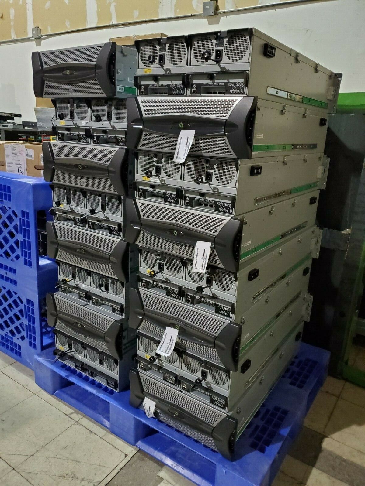 Newisys FreeNAS HDD Enclosure LFF 3.5 60x 3TB SAS 2x PSU 2x Expanders 180TB Rails CMA.