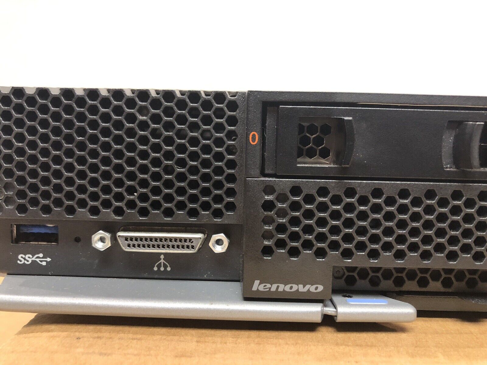 Lenovo FlexSystem x280 X6 Server Two E7-2880V2 2.5GHz 15/30 Core 256GB 2x SFF.