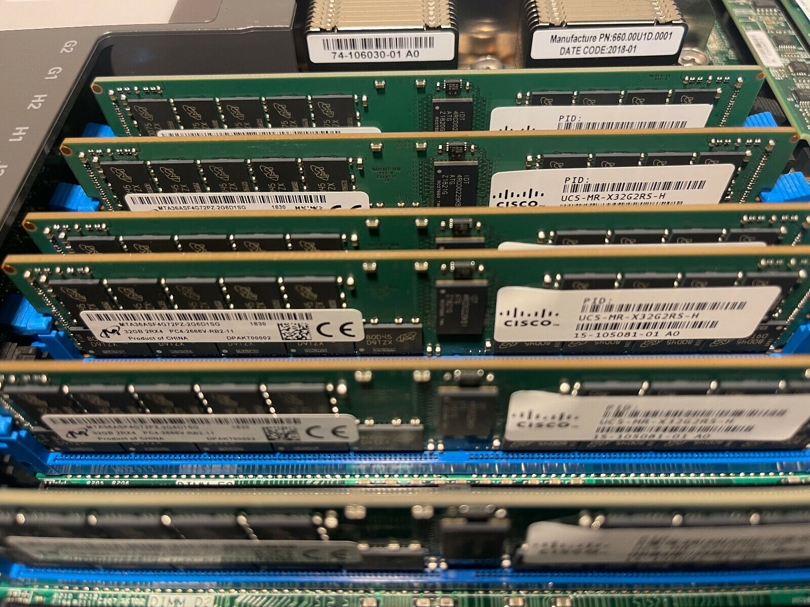 Cisco HyperFlex HX220c M5 Server 2x Xeon 8168 24-core 384GB 8.5TB SSD 2x 1050W