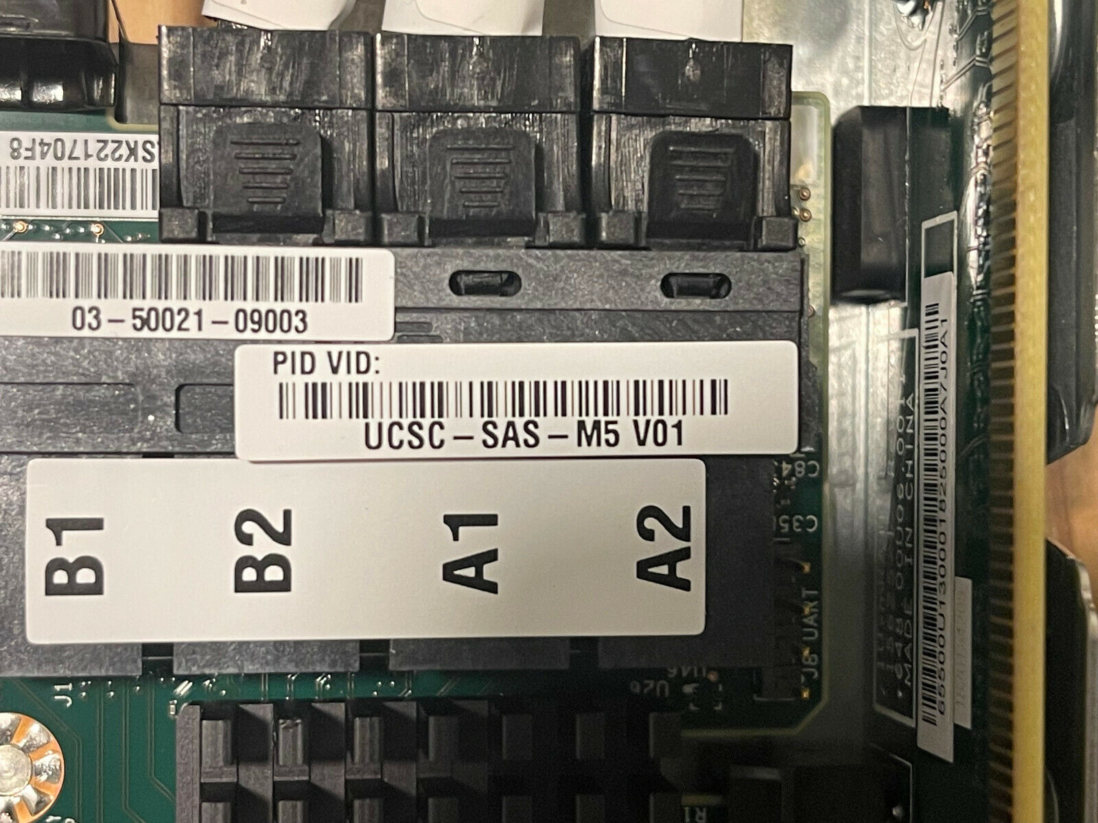 Cisco HyperFlex HX220c M5 Server 2x Xeon 8168 24-core 384GB 8.5TB SSD 2x 1050W