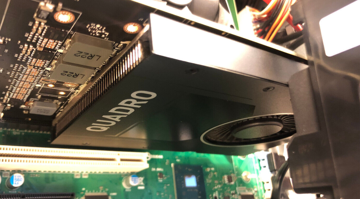 Dell Precision 3630 MT Xeon E-2124 3.3GHz 16GB RAM nVidia Quadro P2000 512GB SSD