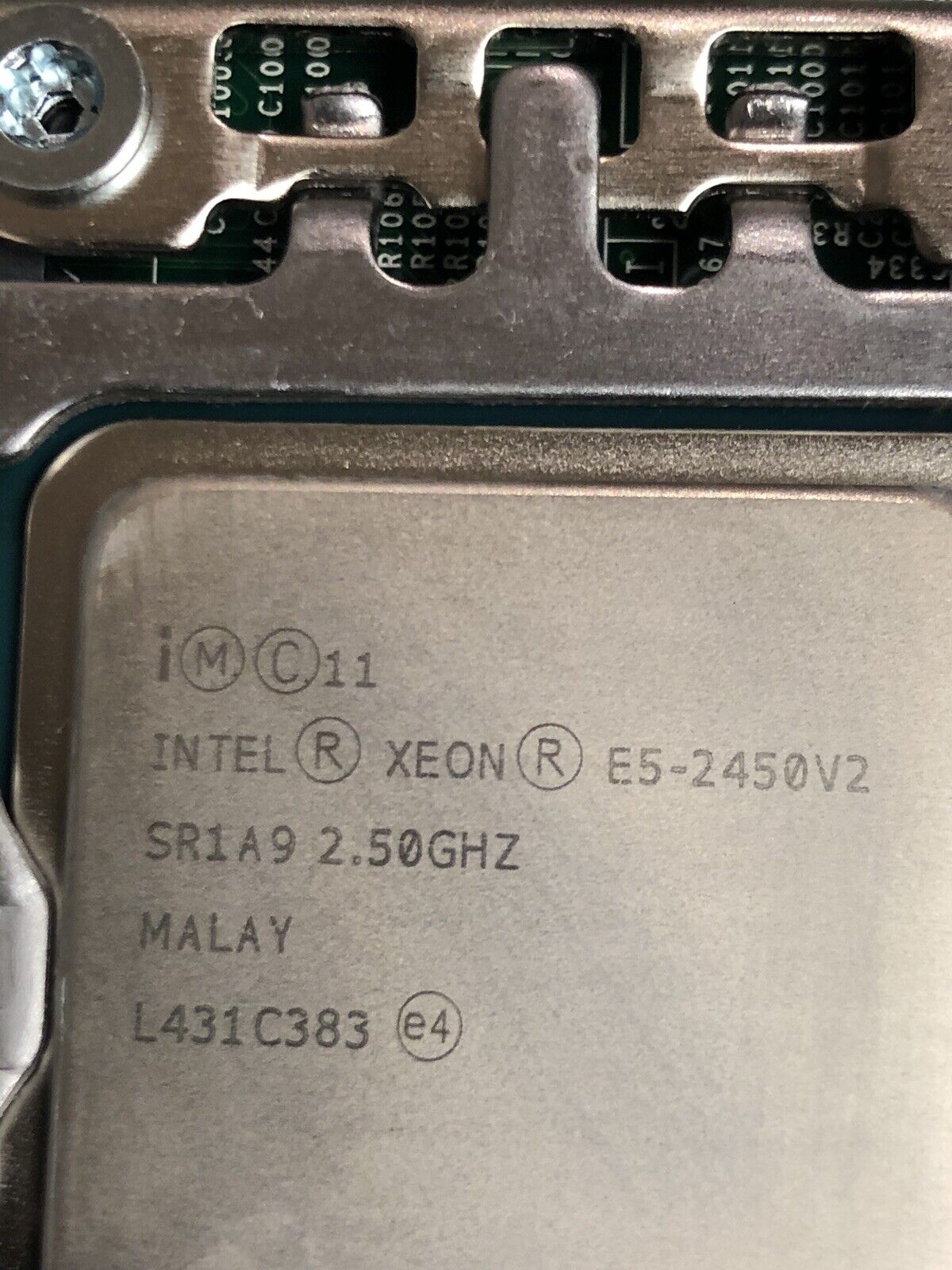 Portwell ROBO-8121VG2 2x Xeon E5-2450V2 NO RAM ECC DDR3 180GB SSD PICMG 1.3.