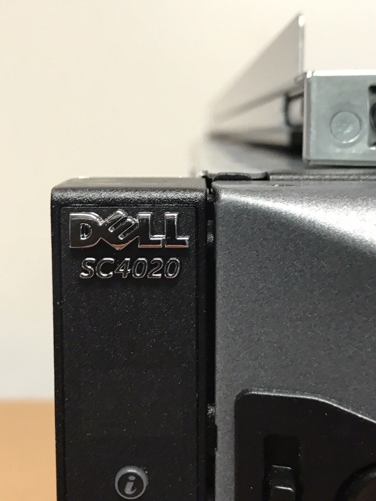 Compellent SC4020 Licensed 48x 480GB 12G SAS SSD All Flash 8Gb FC 23TB SC220.