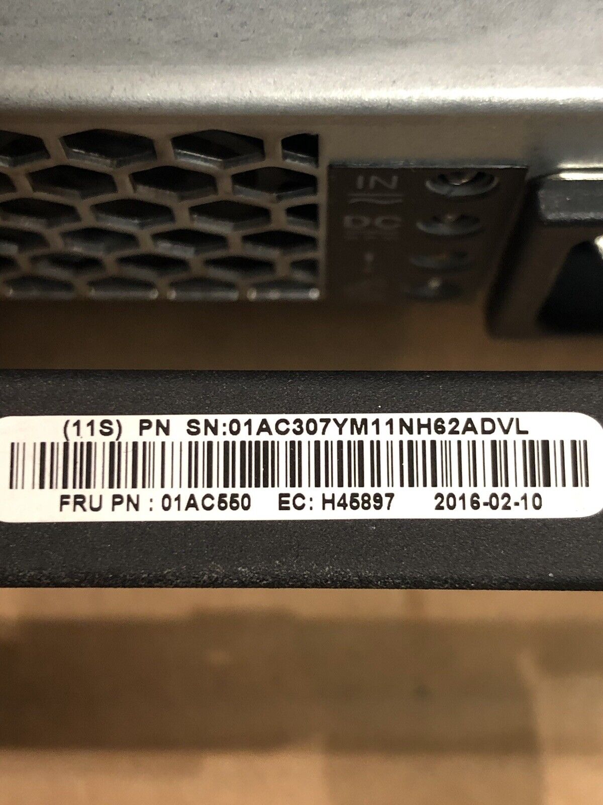 IBM Lenovo 00Y2491 Storwize V3700 2x Controller 24x 1.2TB 10K 00Y2432 8G FC Rail.
