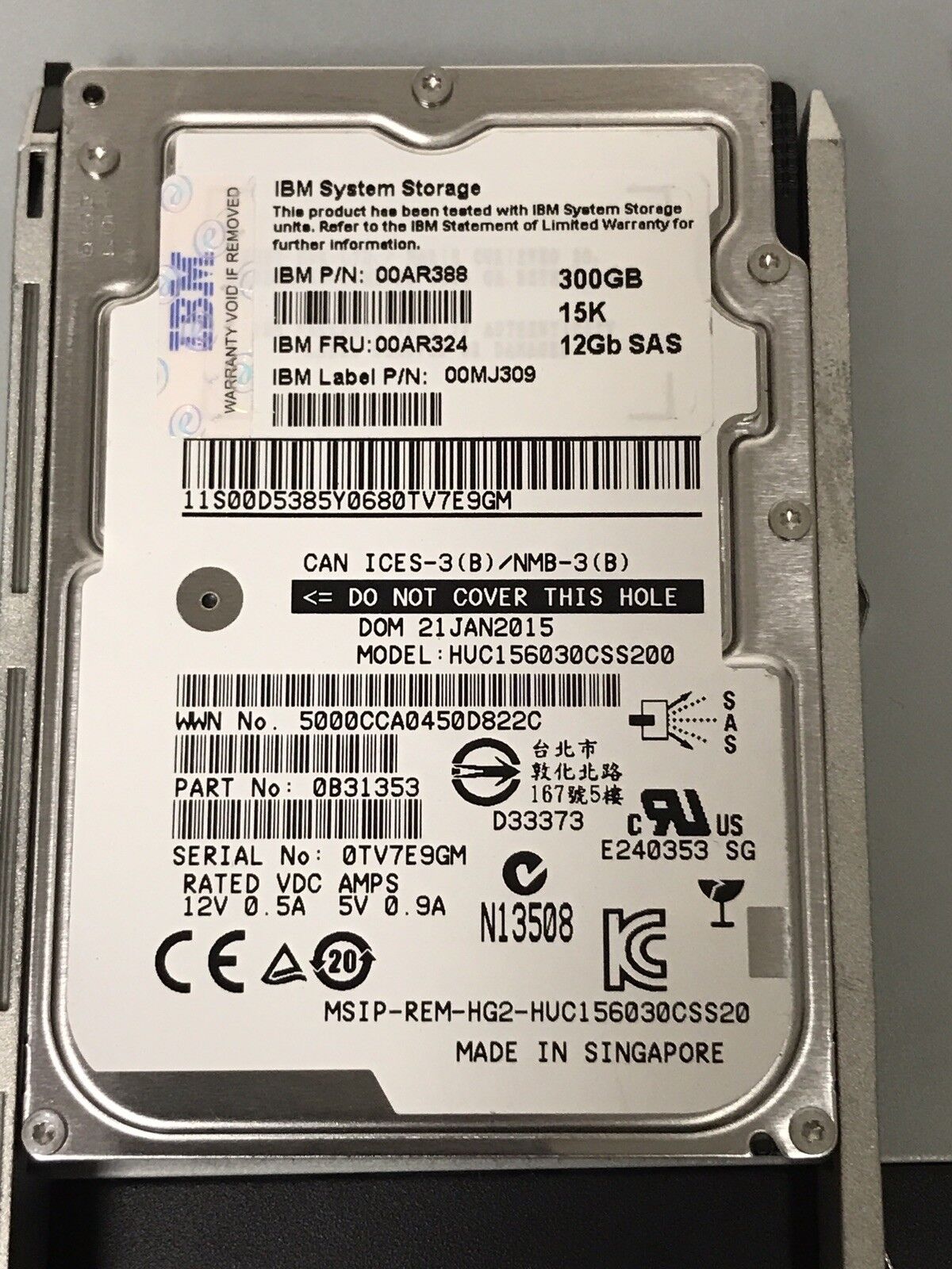 IBM Storwize V7000 Gen2 22x 300GB 15k Dual Nodes 64GB 8Gb FC 2x PSU Rails 24x G2.