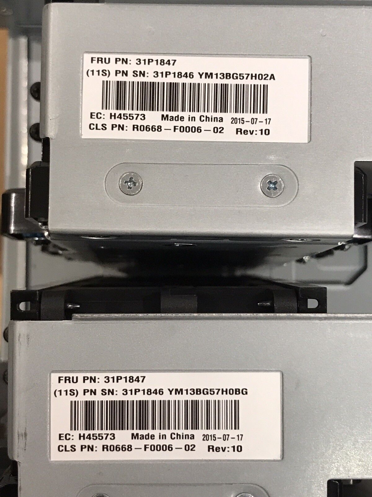 IBM Storwize V7000 Gen2 22x 300GB 15k Dual Nodes 64GB 8Gb FC 2x PSU Rails 24x G2.