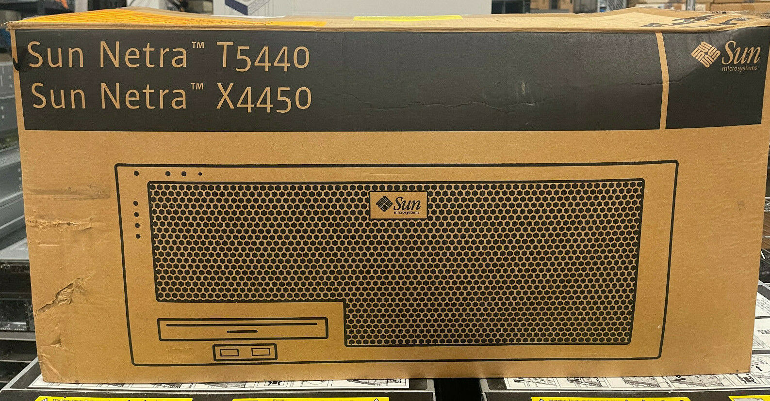 NEW Sun Netra T5440 2x 8 Core 128 Thread UltraSPARC T2 Plus 32GB RAM 12x 146GB NT544-28120-B2JCDA.