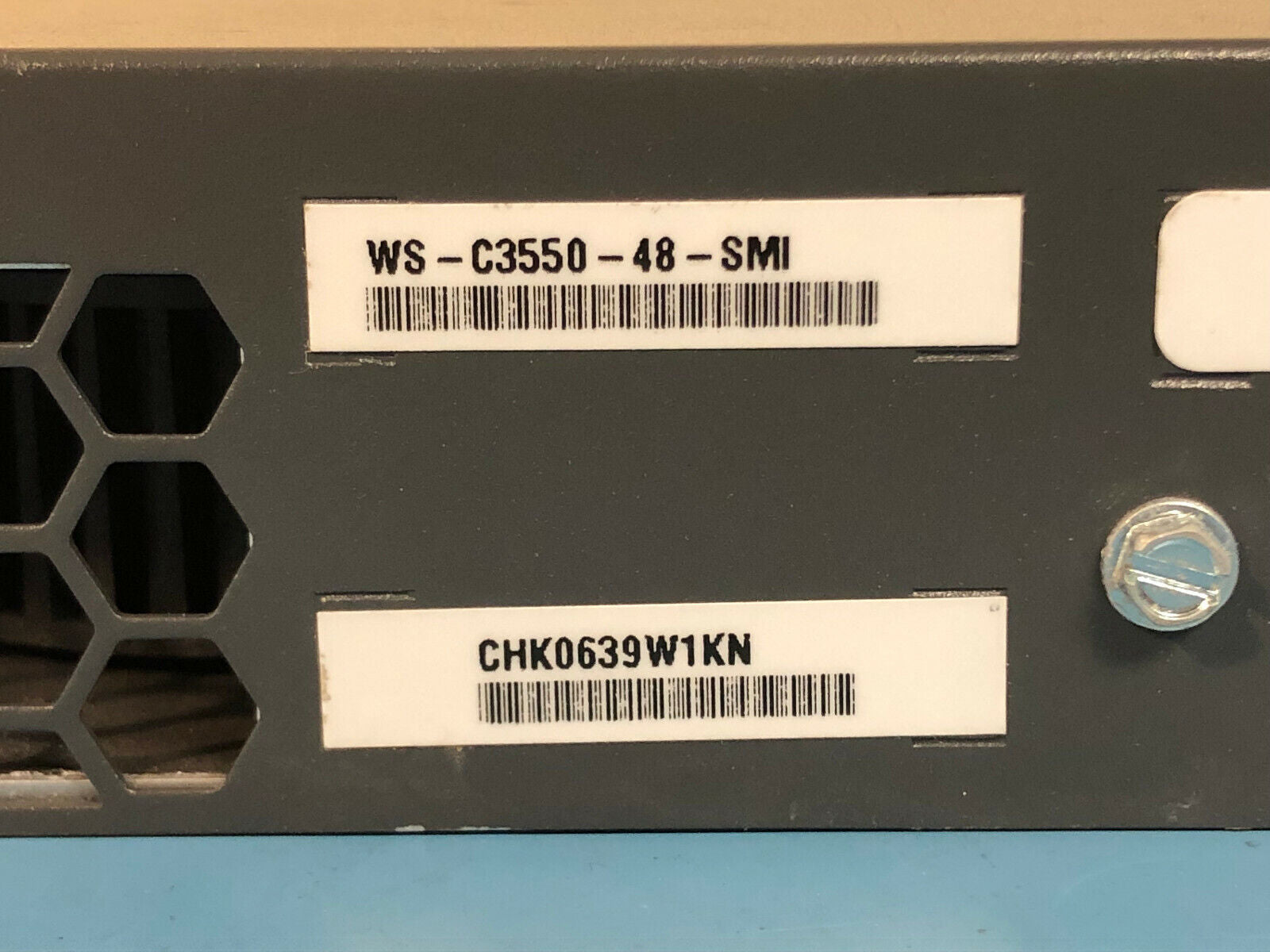 Cisco Catalyst 3550 WS-C3550-48-SMI Ethernet Switch 48x 10/100 RJ45 2x 1Gb GBIC.