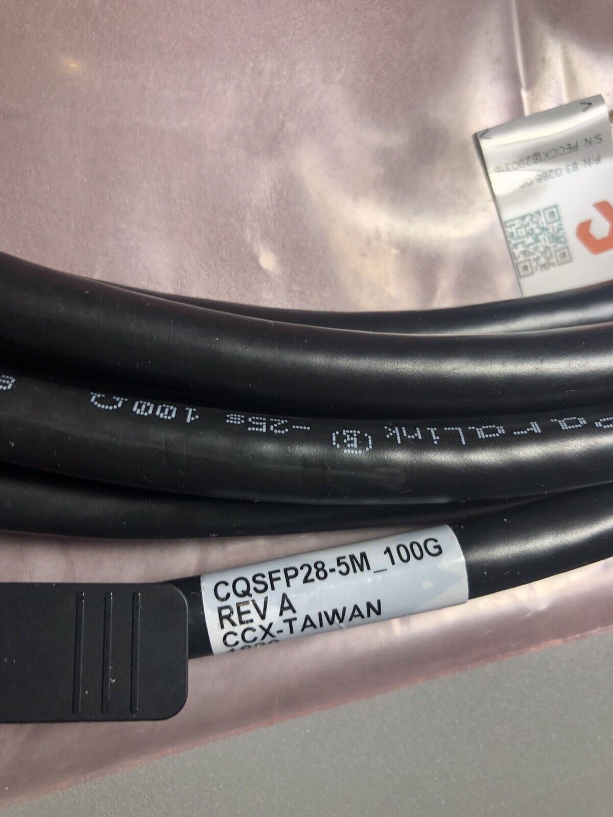 100GbE 5M QSFP28 to QSFP28 5M 16ft DAC Direct Attach Cable Pure Storage 100G 83-0266-00