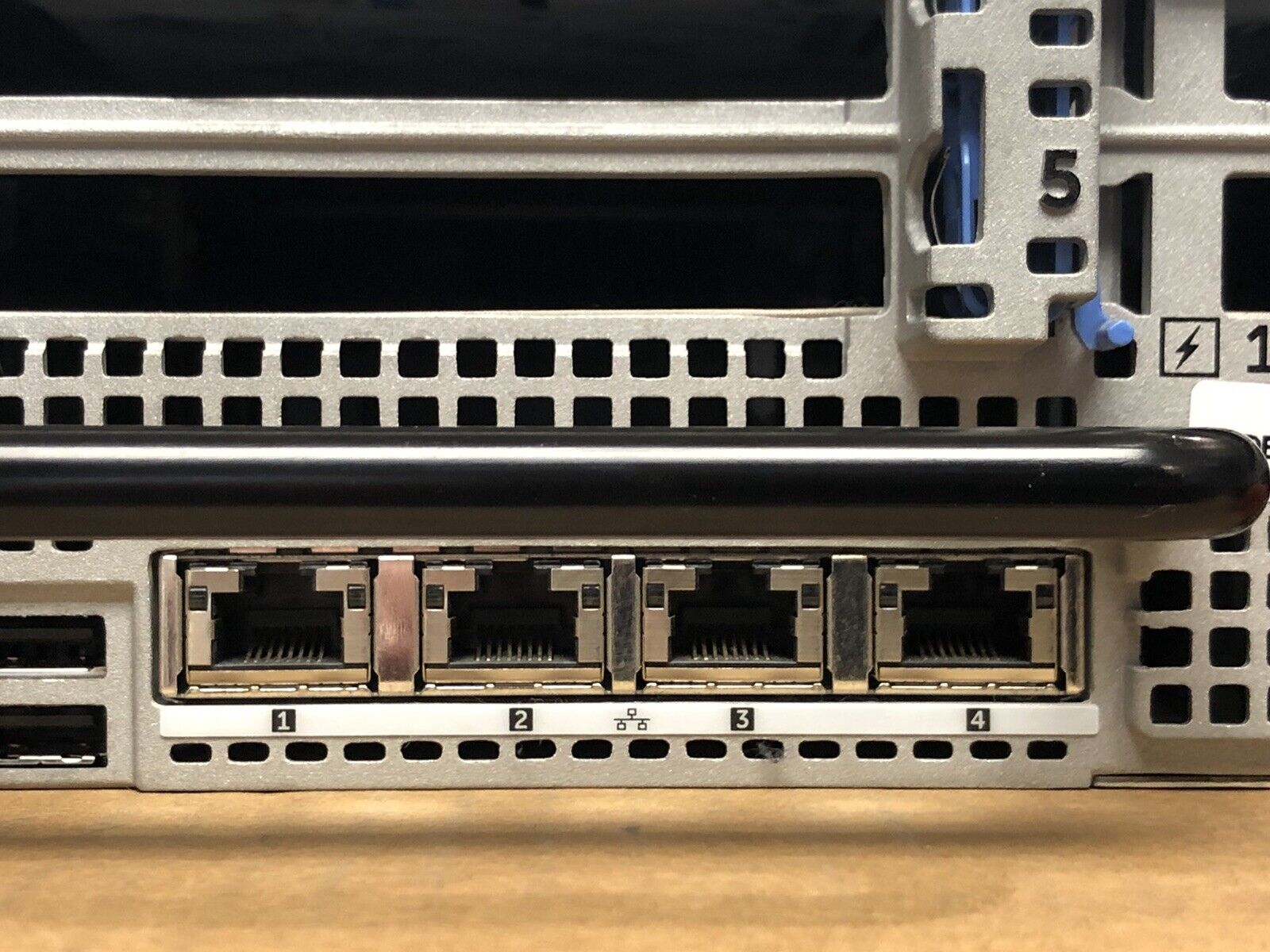 Dell OEMR R720 16 Bay 2x E5-2690V2 3GHz 10C 64GB 2x 960GB SSD 14x 600GB SAS RPS.