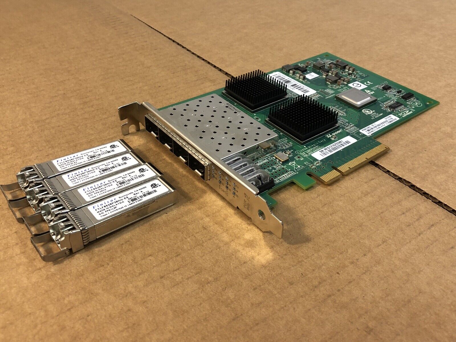 QLogic QLE2564 Quad Port FC HBA PCI-E 4 Port + 4x 8Gb Transceivers Fiber Channel 340-2110-00.