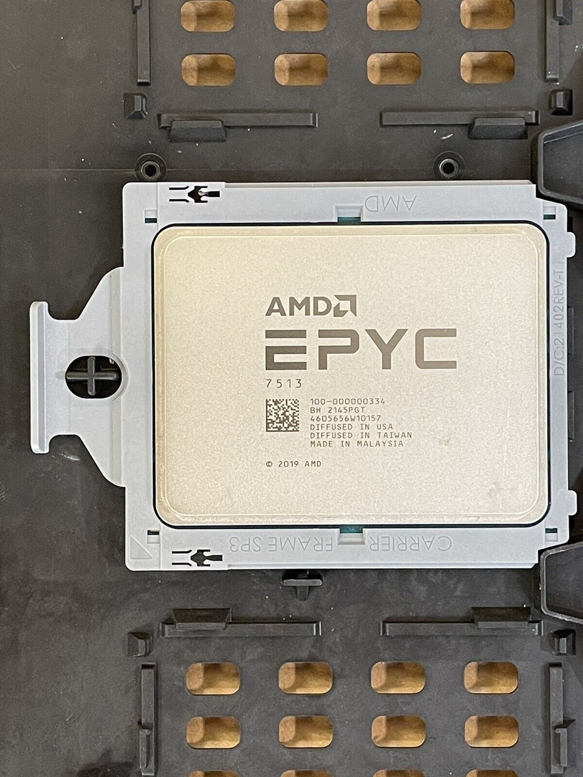 AMD Epyc 7513 Milan 32-Core 2.6GHz 128MB SP3 Socket 200W Processor CPU