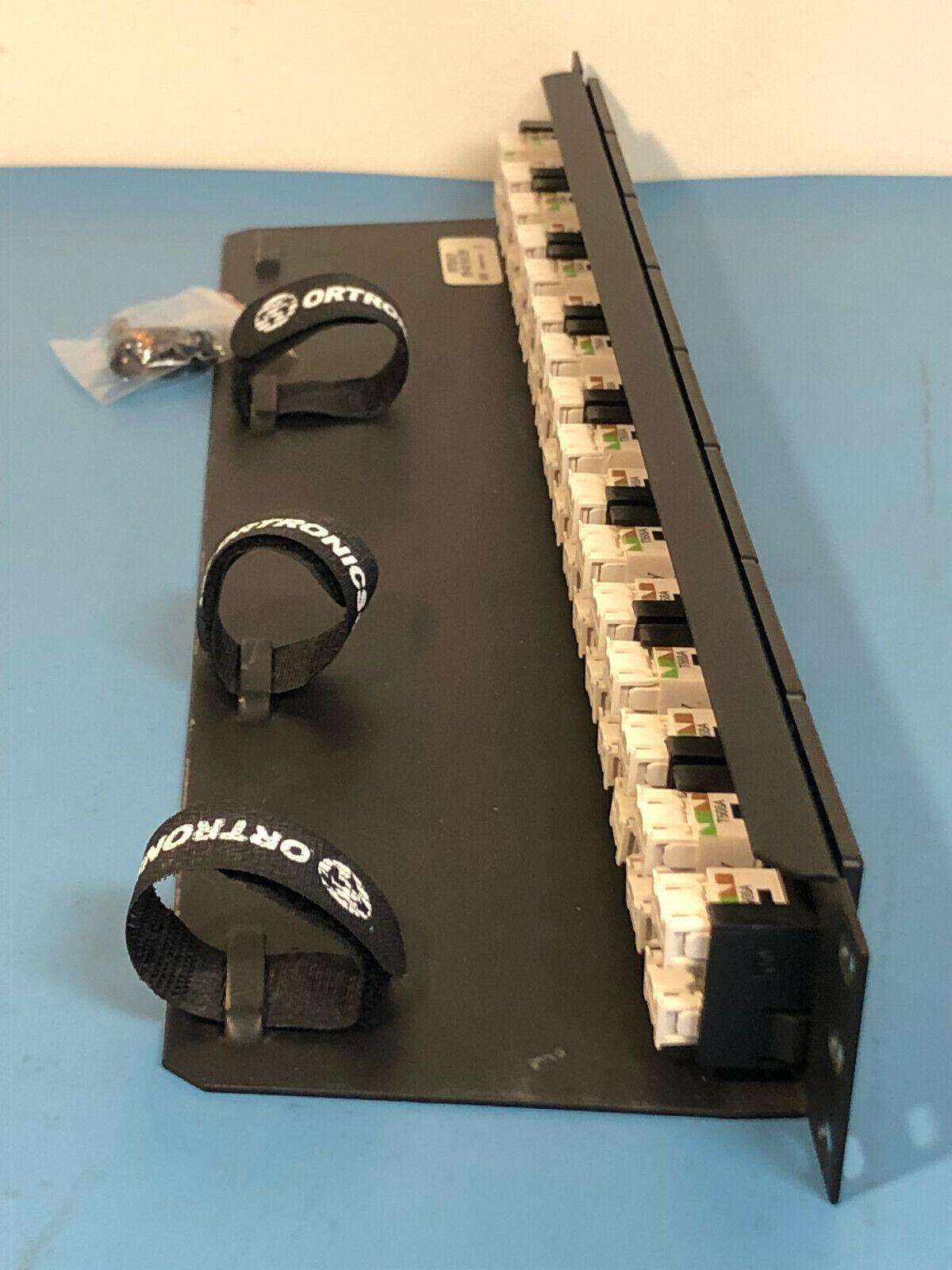 Ortronics 16-Modules 16 Port TRACJACK Cat 5e Ethernet Patch Panel OR-401045289.