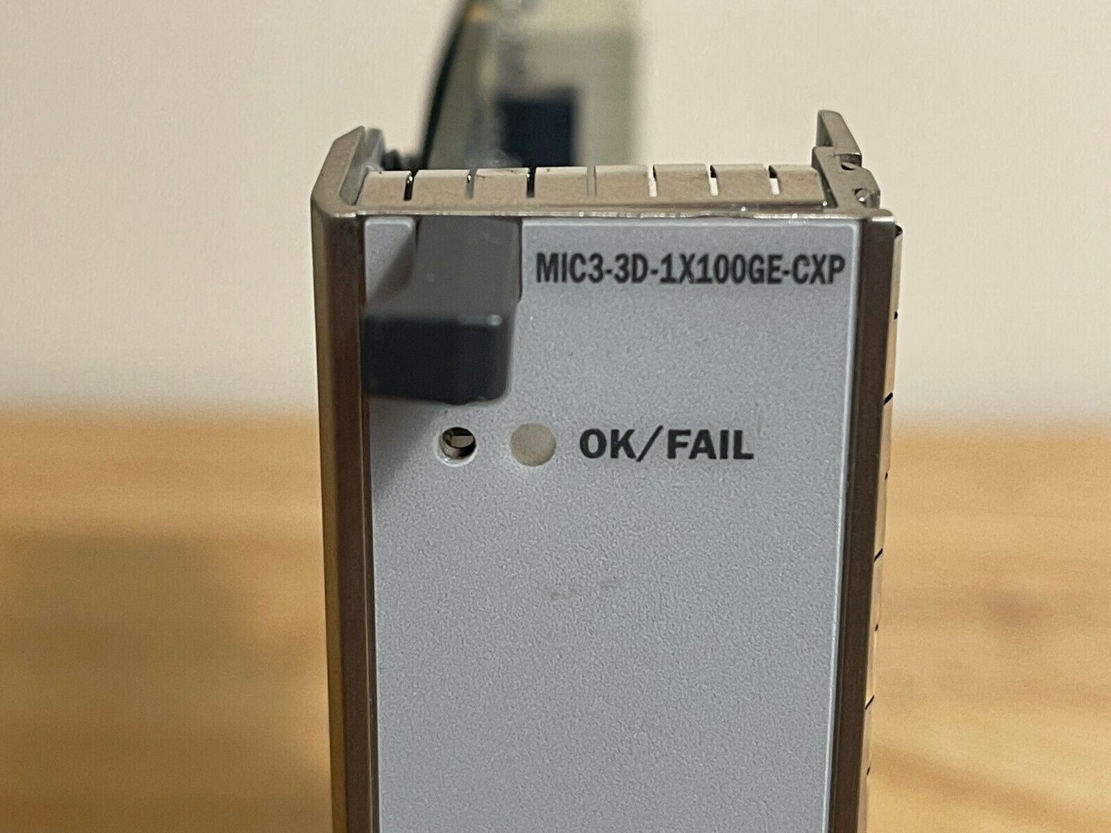 Juniper 1 Port 100 Gigabit Ethernet CXP MIC Module for MPC3E NG Q MX Routers.