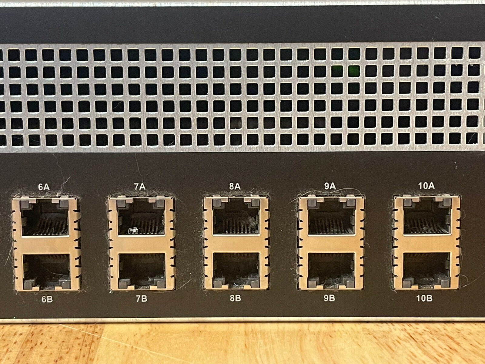 HP JC021A TippingPoint S2500N 2500N-50R1-6006 IPS Intrustion Prevention System 10x RJ45 10x SFP 2x XFP.