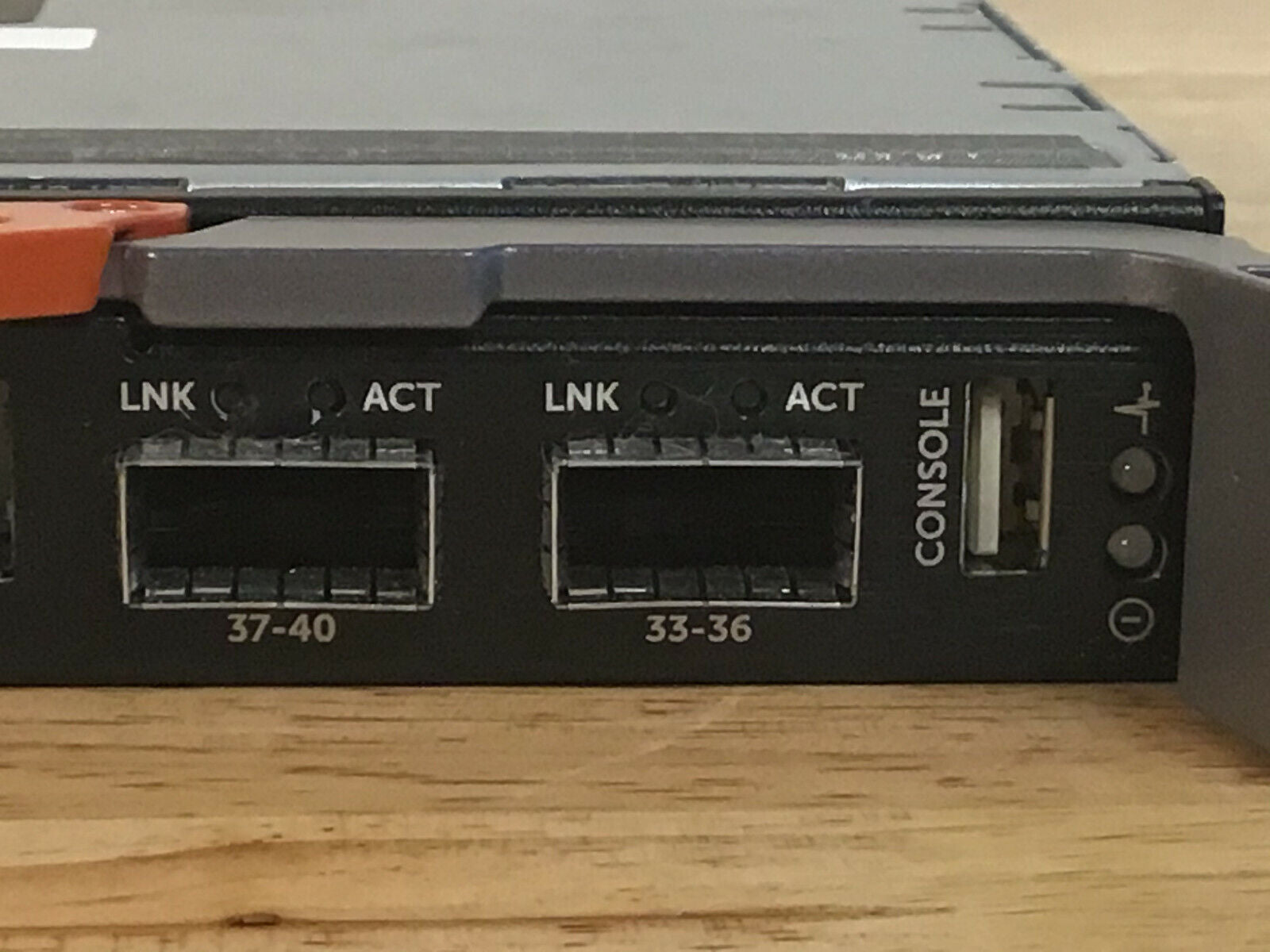 Dell PowerEdge M I/O Aggregator M1000E 2x QSFP+ 40GbE 0WKCFR DF10MXL.