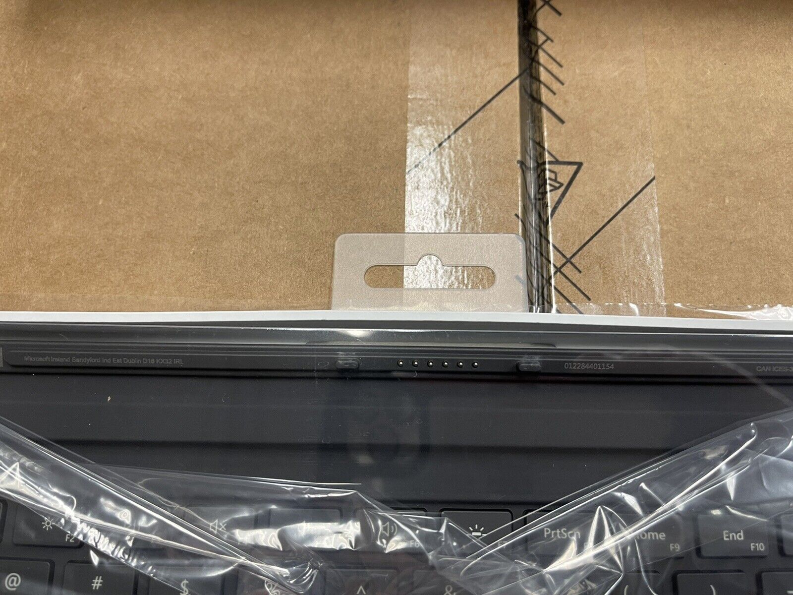 New Sealed Microsoft Surface Pro 4 5 6 7 7+ Type Cover Keyboard Black FMN-00001.