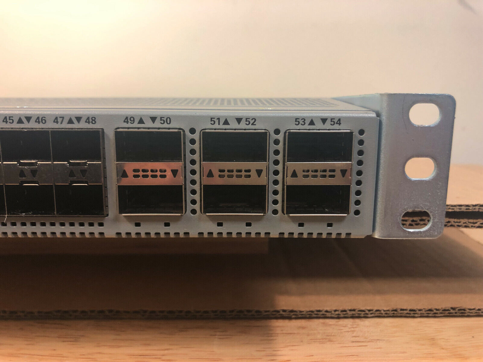 Cisco Nexus 9300 N9K-C93180YC-EX 48 Port 10/25G SFP+ 6 Port 100G QSFP28.