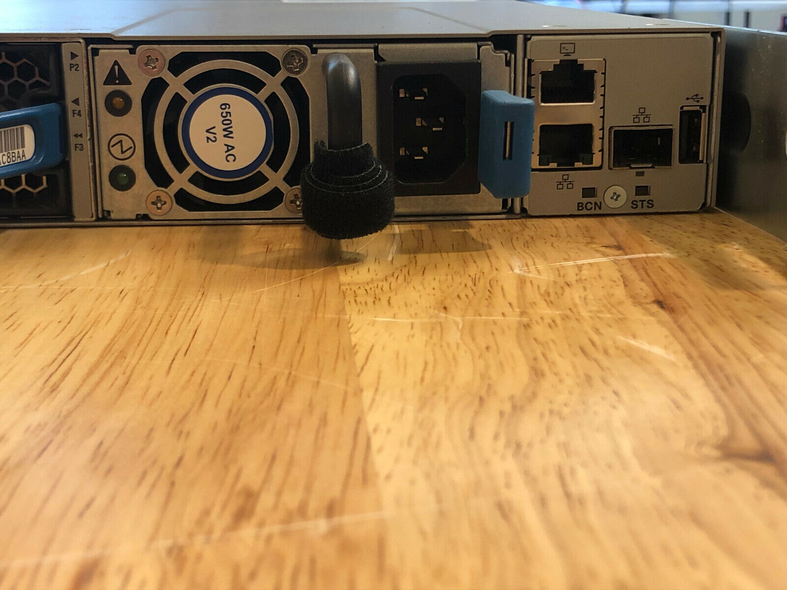 Cisco Nexus N9K-C93108TC-EX 48x 1/10GBASE-T RJ45 6x 40/100 Gbps QSFP28 ports PE.