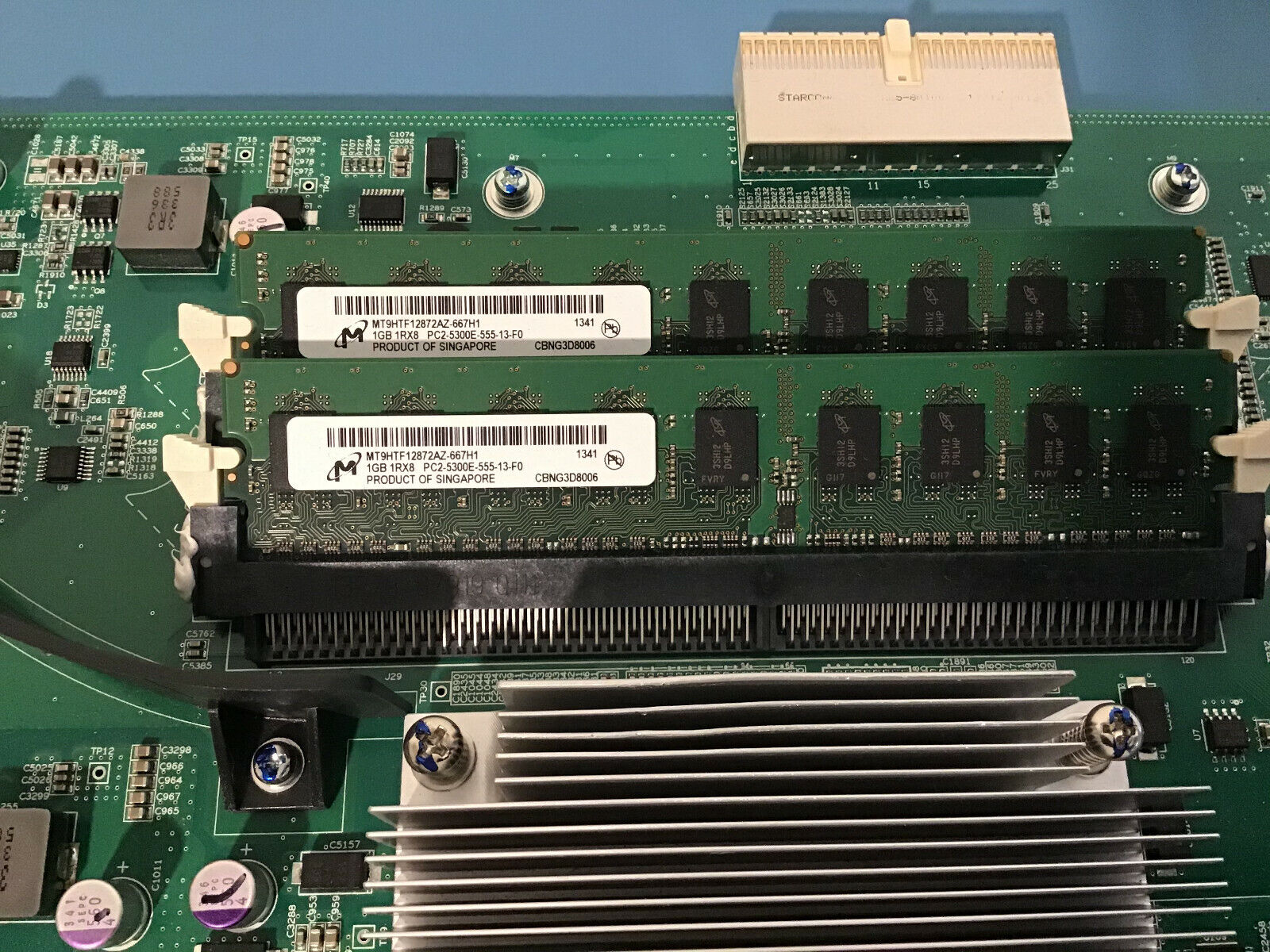 HPE JC567A FlexNetwork SAP-48GBE Port Aggregation Platform Expansion Module.