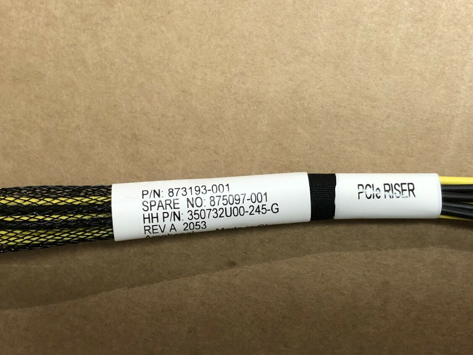 Choose your type HPE GPU Power Cable 6-Pin 8-Pin EPS PCI-e Y-cable Riser to GPU.