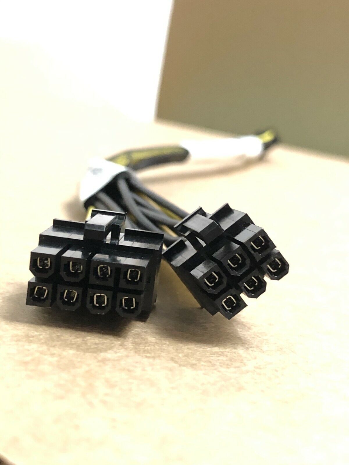 Choose your type HPE GPU Power Cable 6-Pin 8-Pin EPS PCI-e Y-cable Riser to GPU.