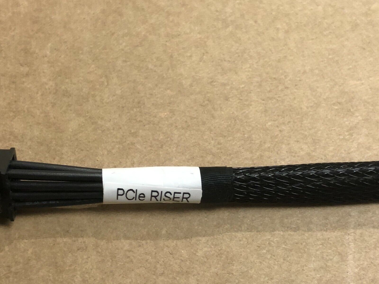 Choose your type HPE GPU Power Cable 6-Pin 8-Pin EPS PCI-e Y-cable Riser to GPU.