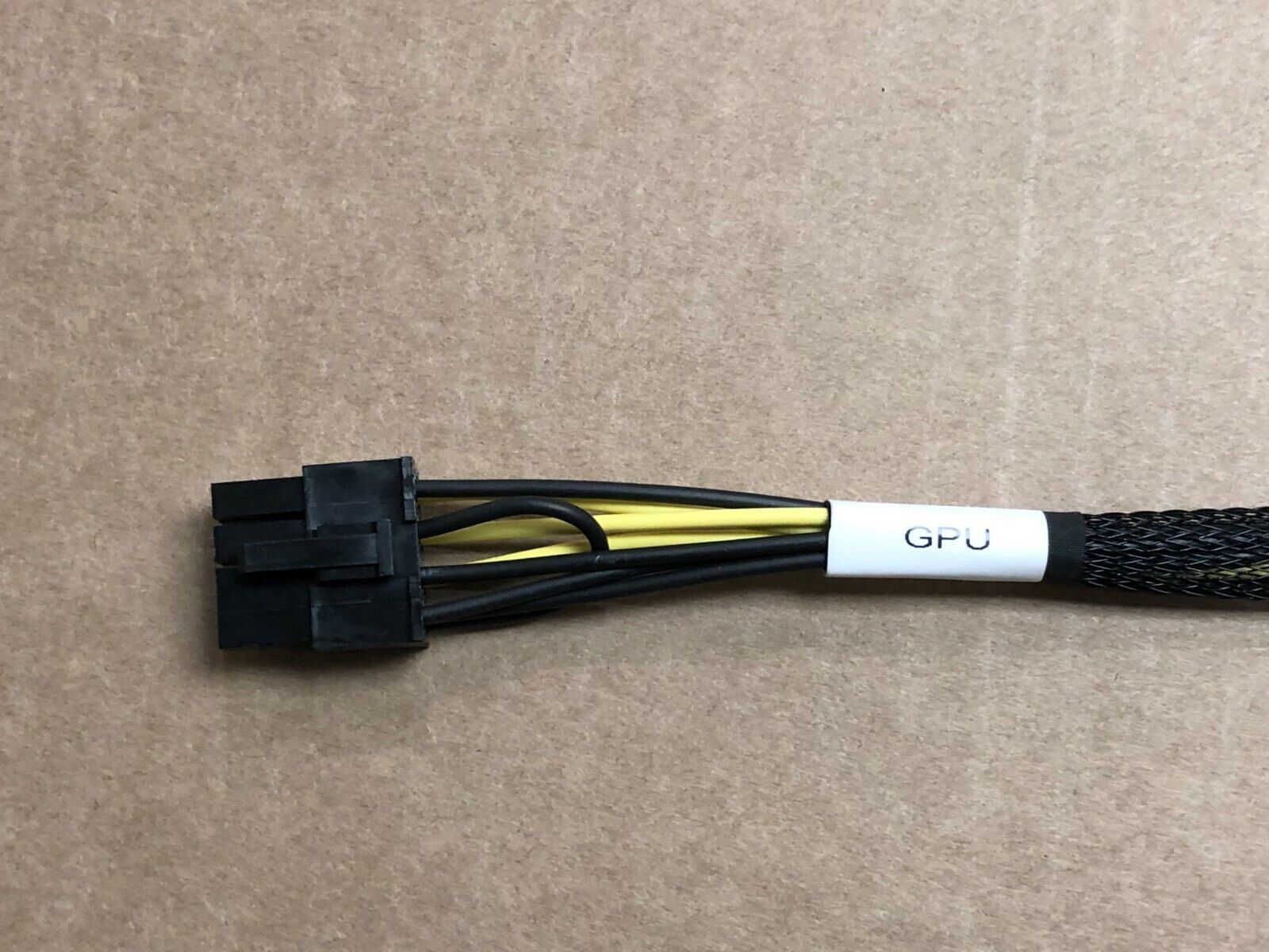 Choose your type HPE GPU Power Cable 6-Pin 8-Pin EPS PCI-e Y-cable Riser to GPU.