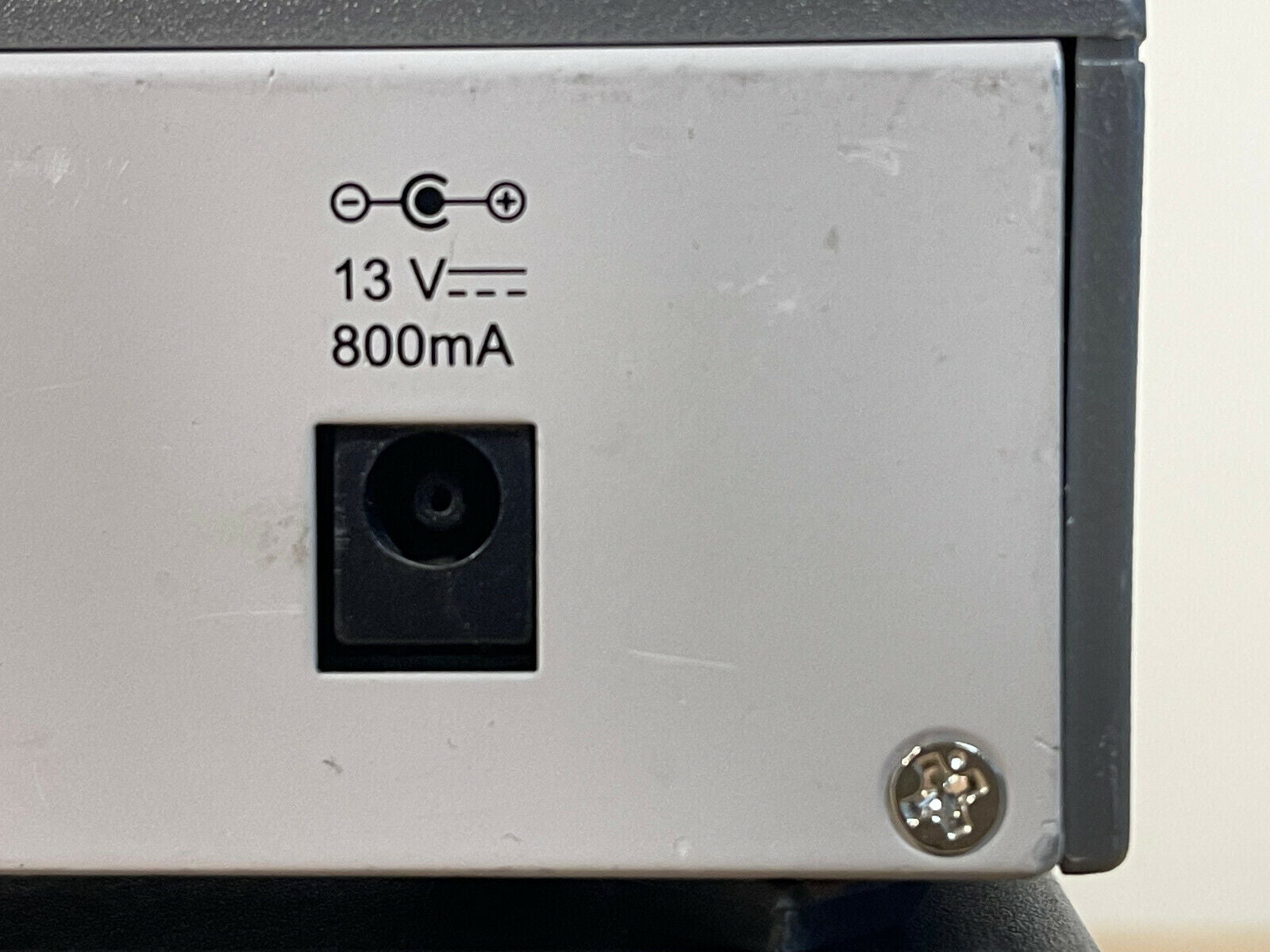 Lot of 2 HP ProCurve Switch 408 8 Port 10/100 RJ45 Fast Ethernet Switch