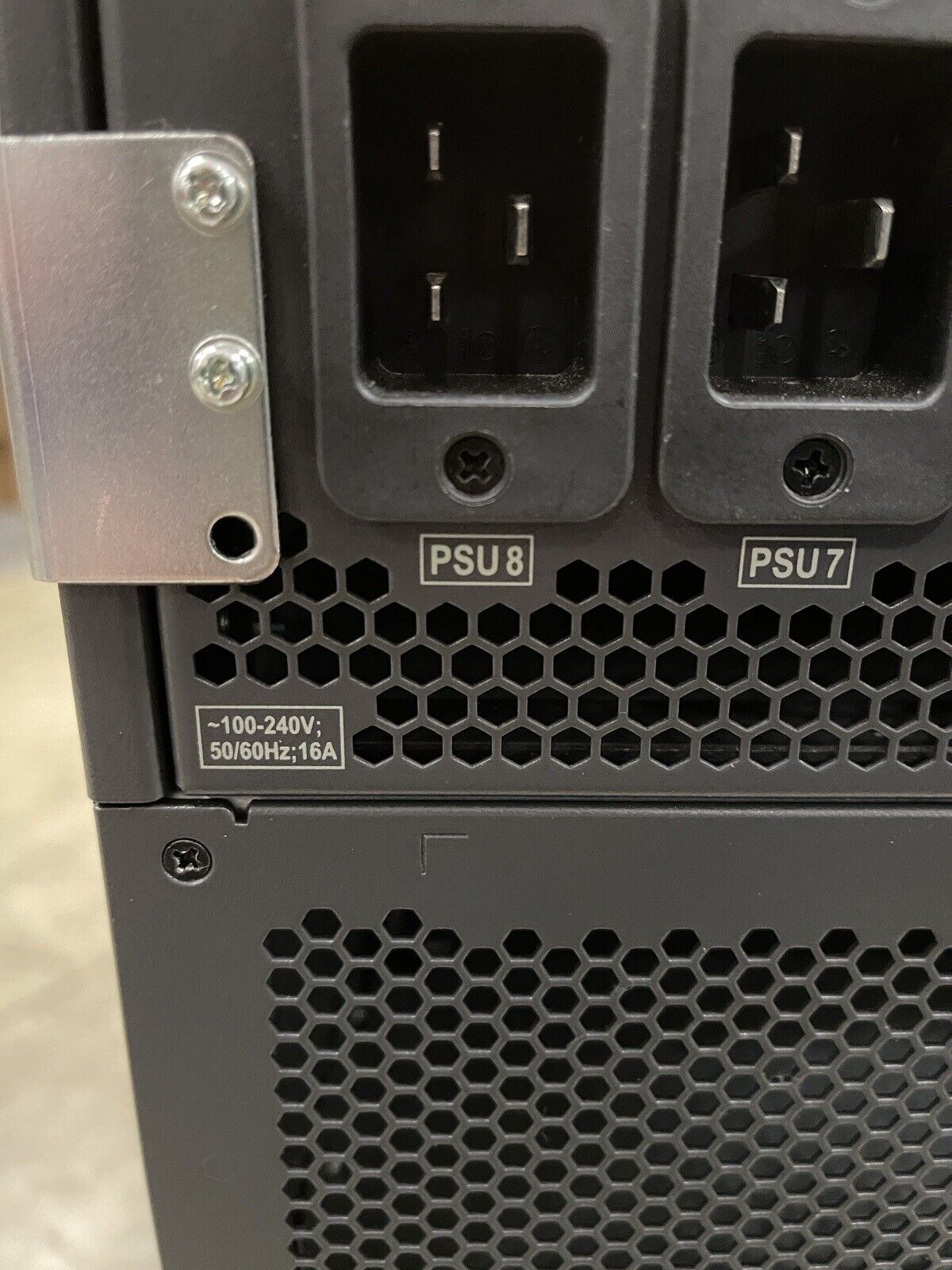 HP FlexFabric 12508E Switch Chassis LG782A 8x AC 2KW PSU 2x Fan Module