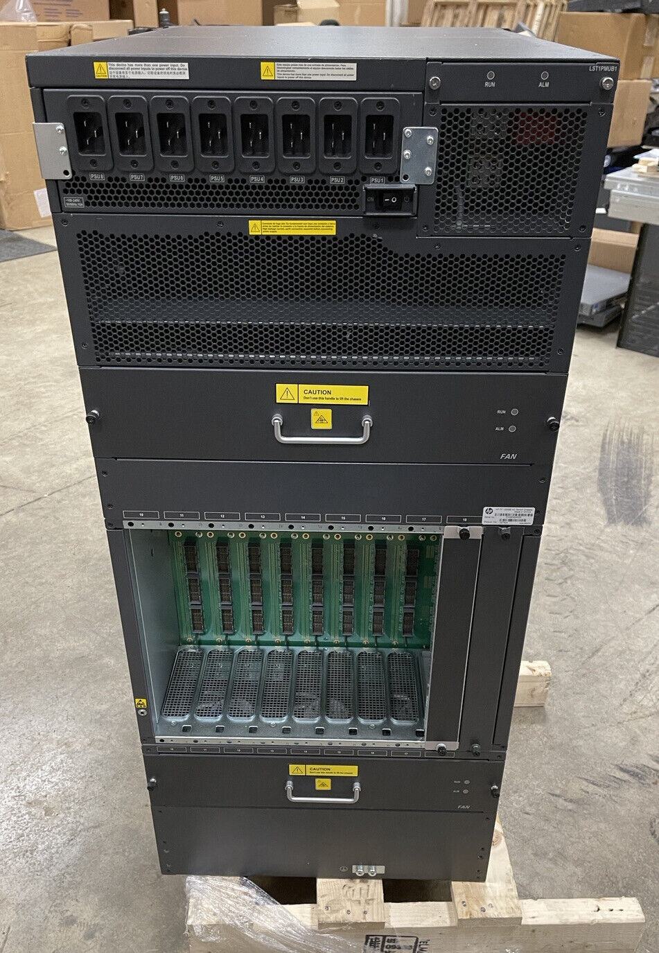 HP FlexFabric 12508E Switch Chassis LG782A 8x AC 2KW PSU 2x Fan Module