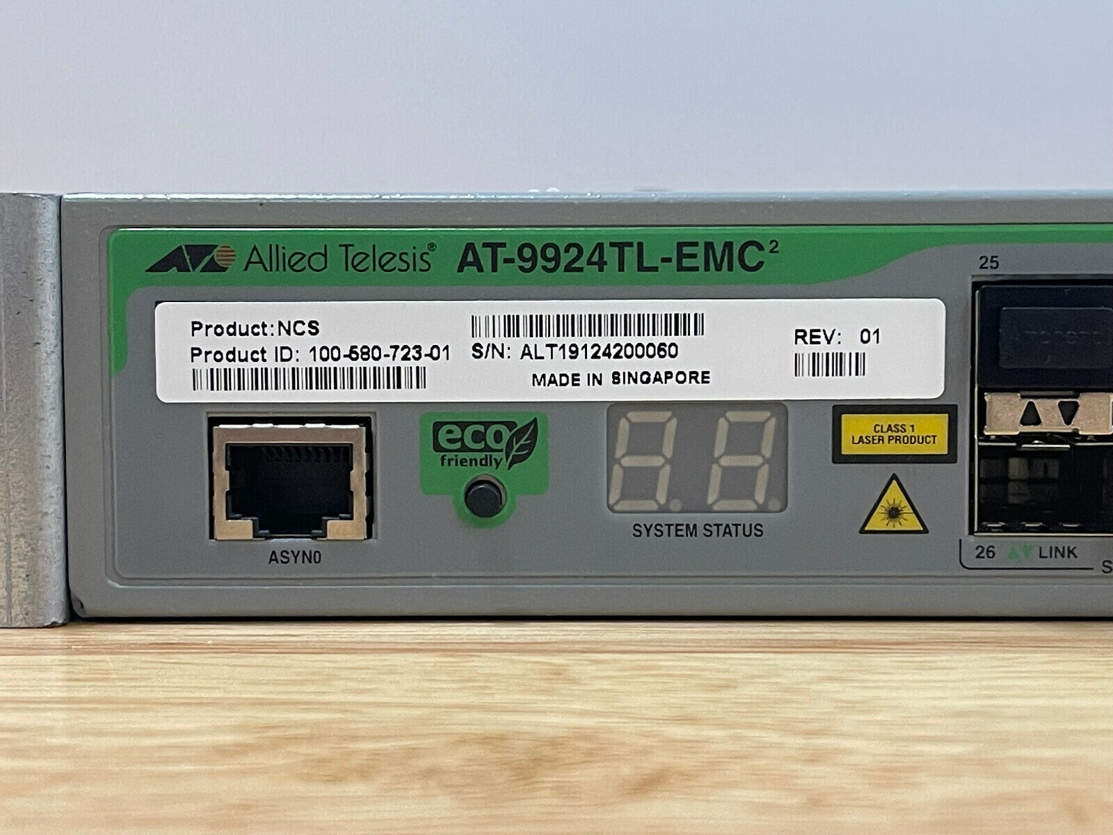 Allied Telesis AT-9924TL-EMC2 24 Port RJ45 SFP Layer 3 Gigabit Ethernet Switch.