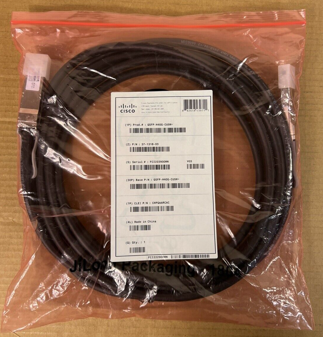 Cisco 37-1318-03 QSFP-H40G-CU5M 40GBASE-CR4 Passive Copper 5M Direct Attach Cable.