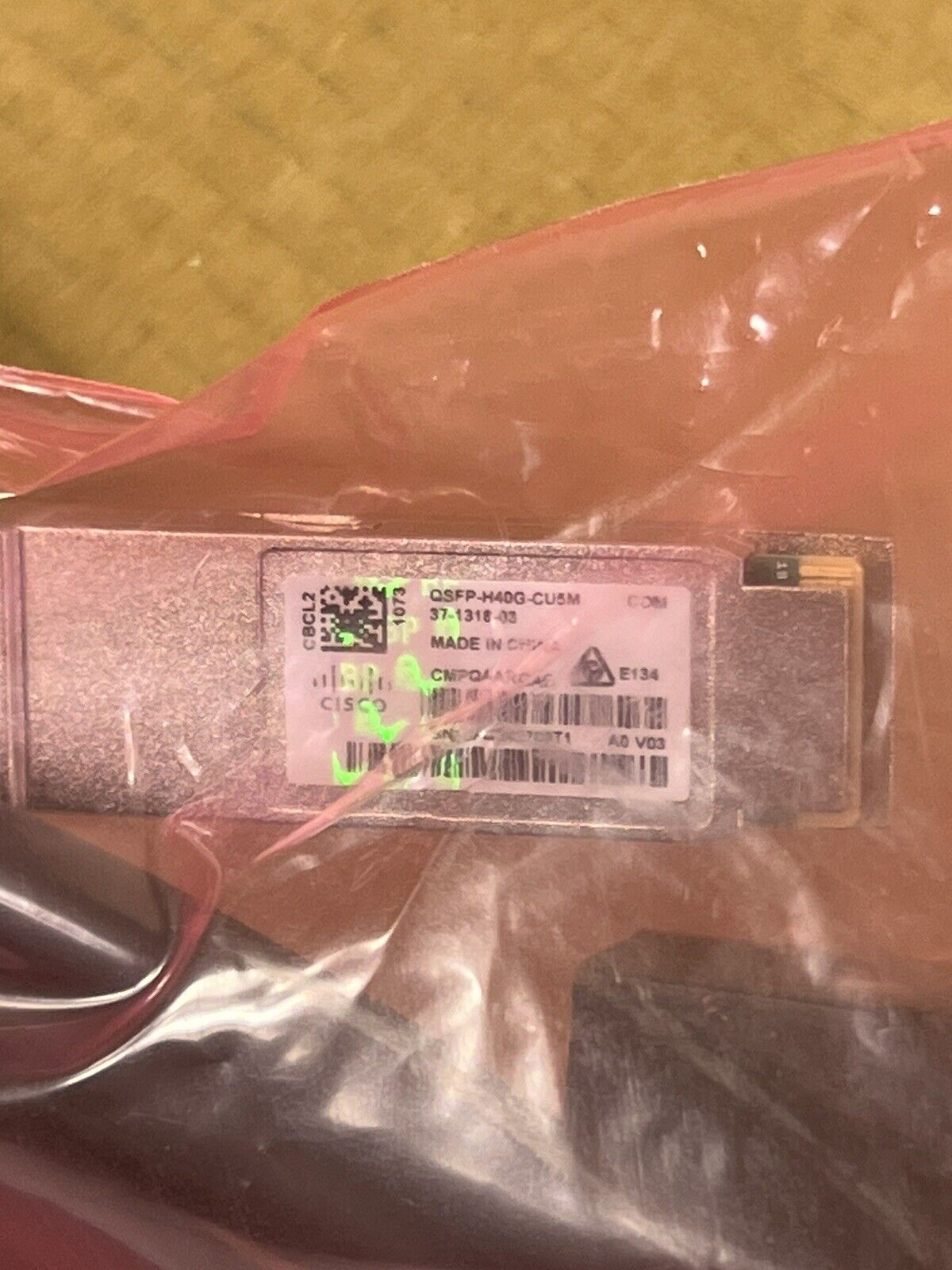 Cisco 37-1318-03 QSFP-H40G-CU5M 40GBASE-CR4 Passive Copper 5M Direct Attach Cable.