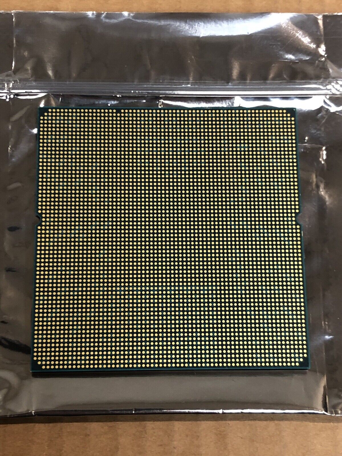 Cavium Thunder X2 9980 Vulcan ARMv8.1 32-Core 2.1GHz 32MB LGA4077 Socket Processor CPU