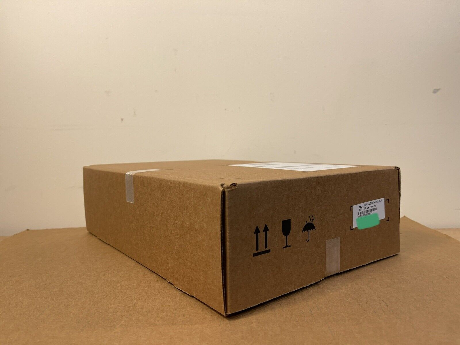 HPE P25903-B21 DL38x DL385 DL380 Gen10+ Plus 2LFF HDD/SSD LP Secondary Riser Kit SATA SAS.