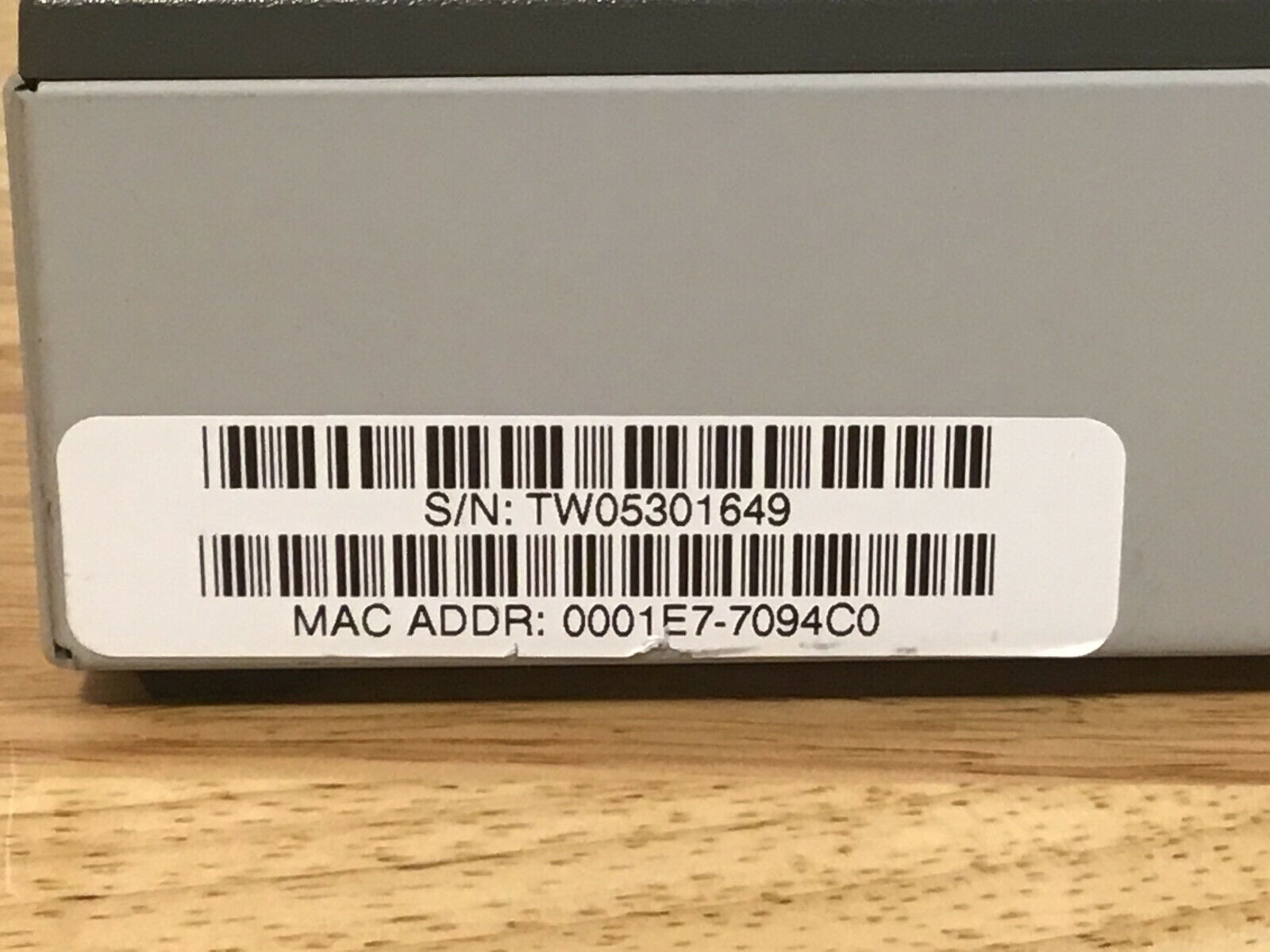 HP ProCurve Switch 2512 J4812A 12x 10/100 ports 246981-000 R01.